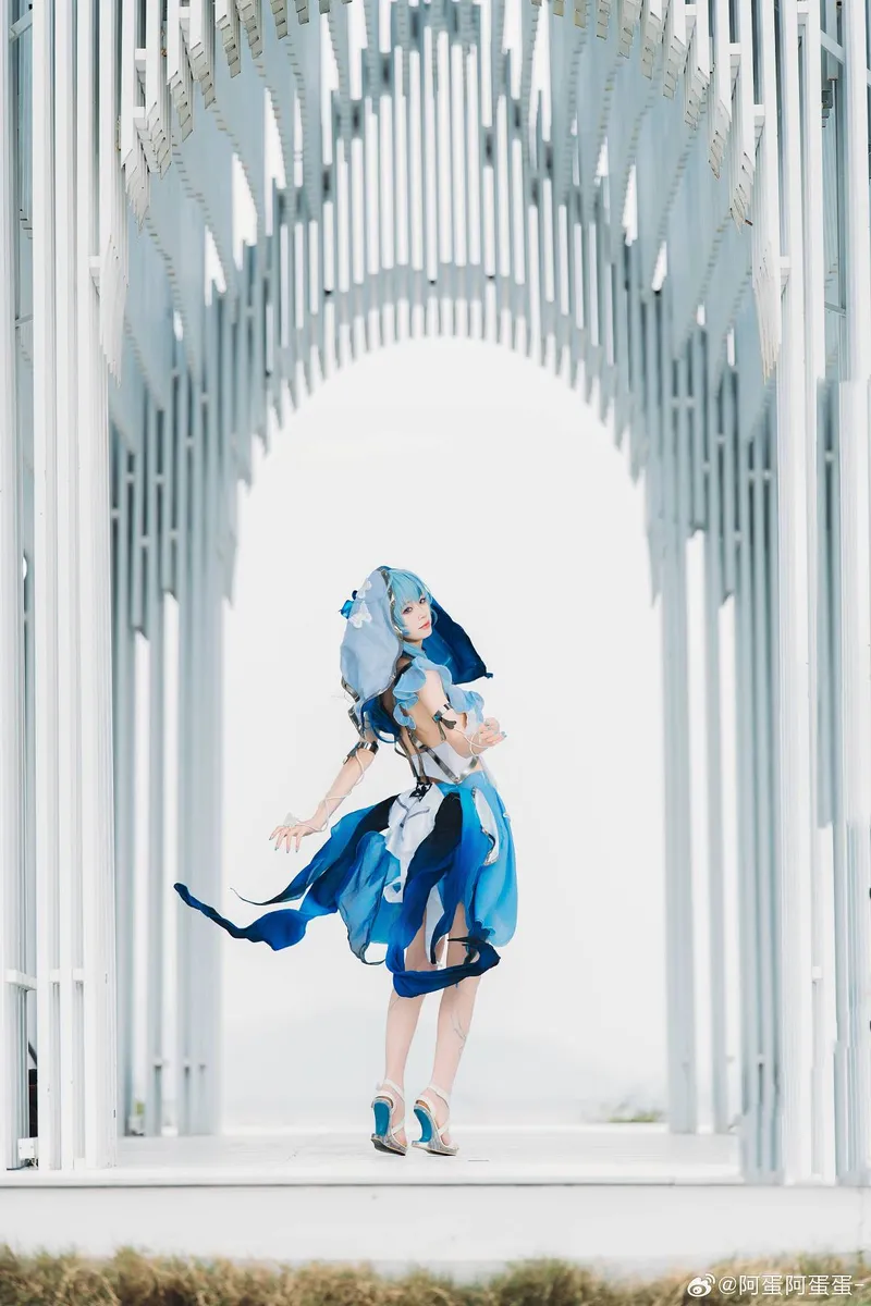 《鸣潮》守岸人cosplay展示