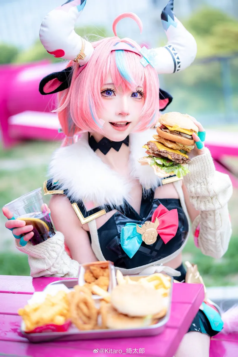 《原神》瓦雷莎cosplay展示