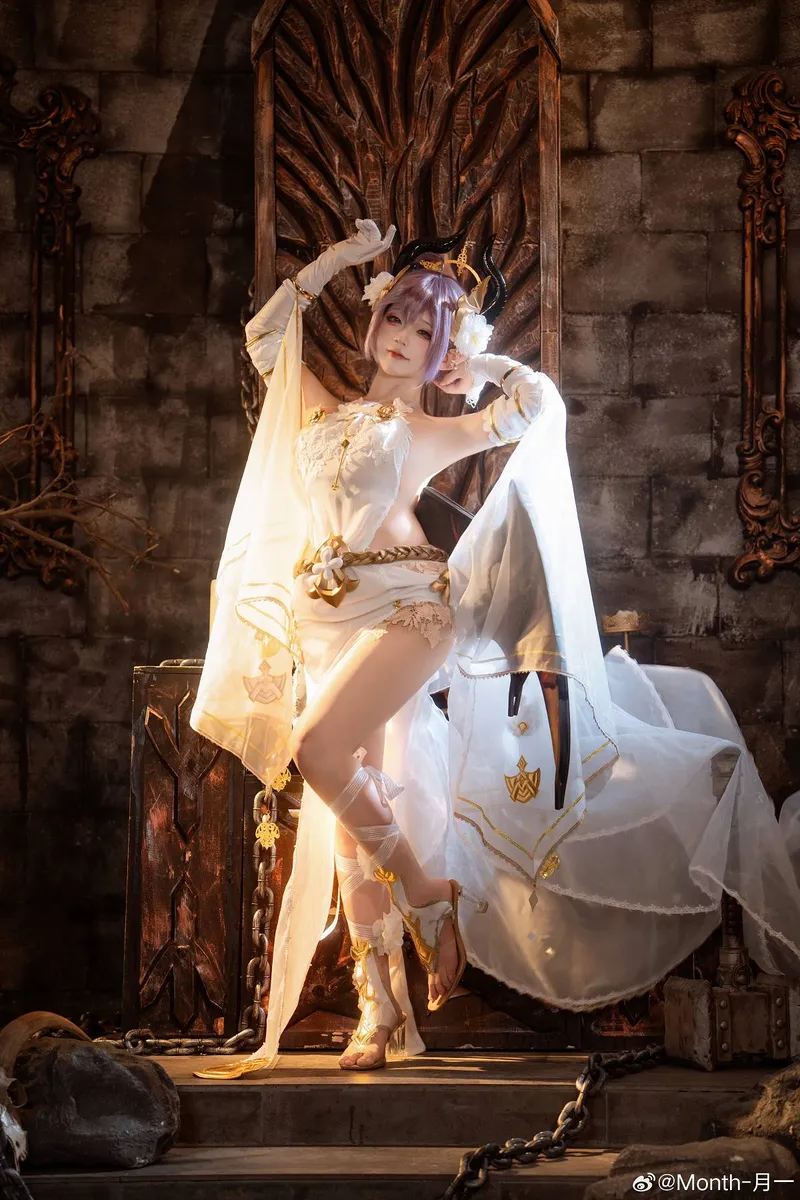 《碧蓝幻想》古蕾雅龙姬cosplay展示