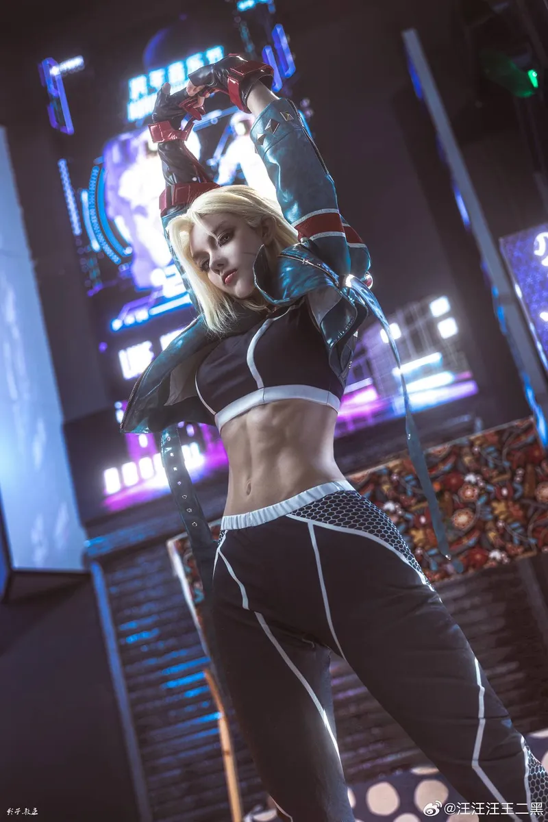 《街霸6》嘉米Cosplay展示-精致还原角色形象