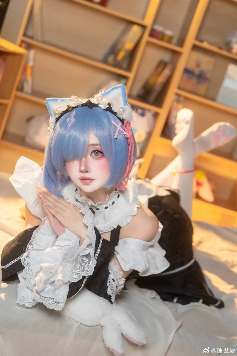 《Re:从零开始的异世界生活》蕾姆Cosplay展示