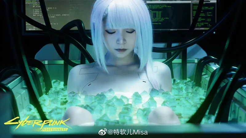 《赛博朋克2077》LucyCosplay展示