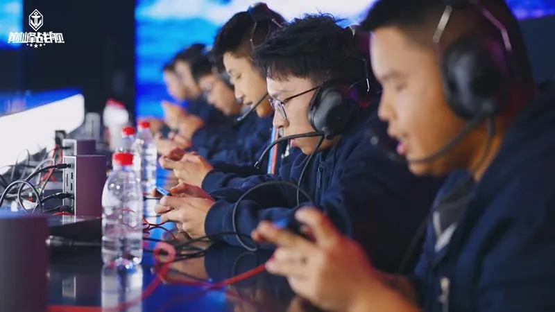 《巅峰战舰》2.0版本秋季赛开战