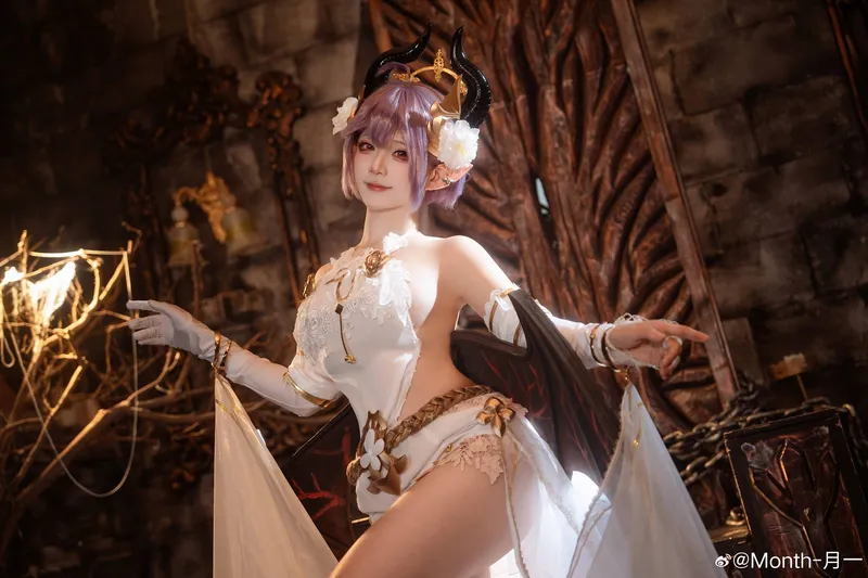 《碧蓝幻想》古蕾雅龙姬cosplay展示