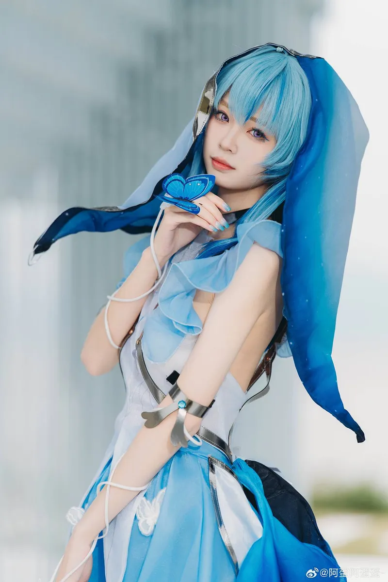 《鸣潮》守岸人cosplay展示