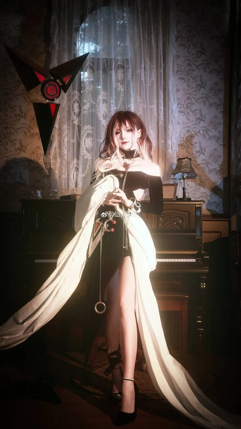 《无期迷途》瑟琳cosplay展示