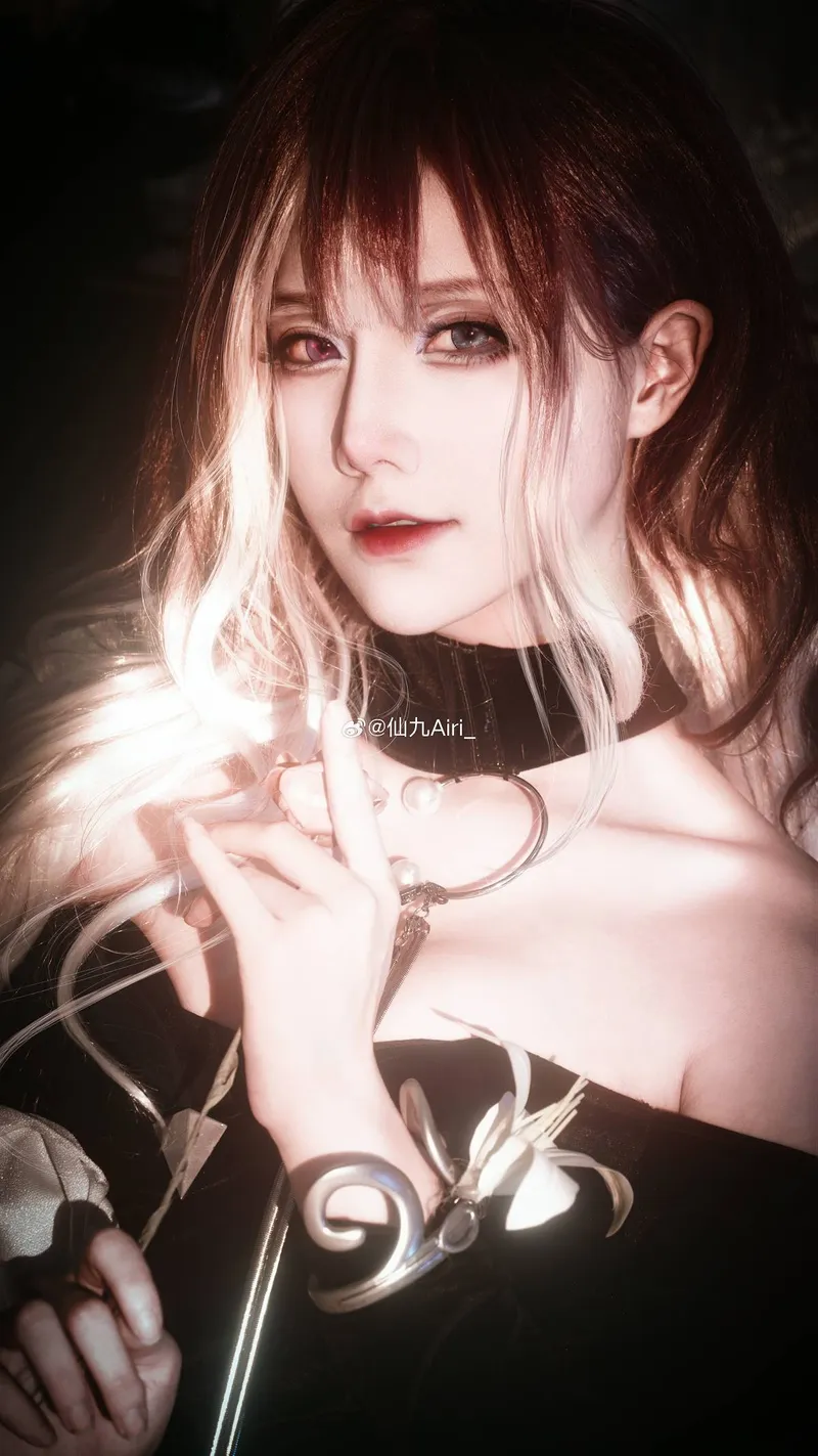 《无期迷途》瑟琳cosplay展示-夜华如昼的魅力呈现