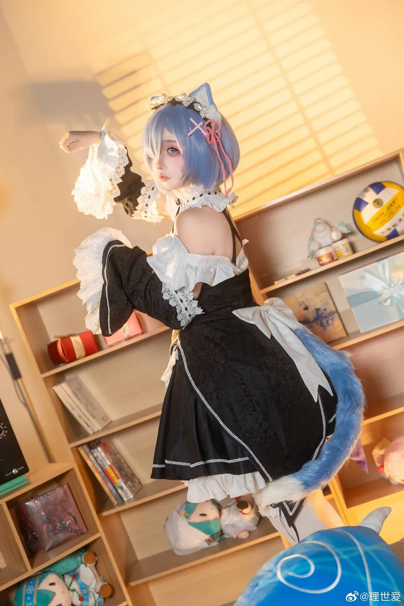 《Re:从零开始的异世界生活》蕾姆Cosplay展示
