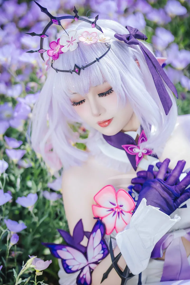 《崩坏：星穹铁道》遐蝶cosplay展示