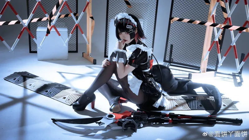 《绝区零》艾莲乔cosplay展示