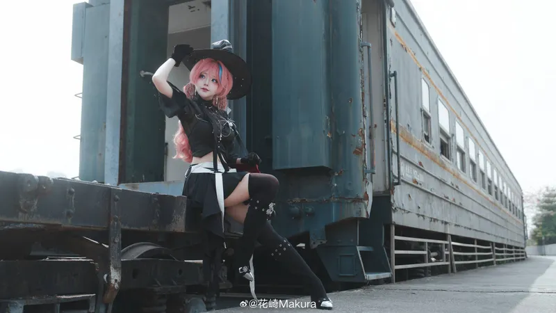 雷索纳斯马吉拉cosplay展示