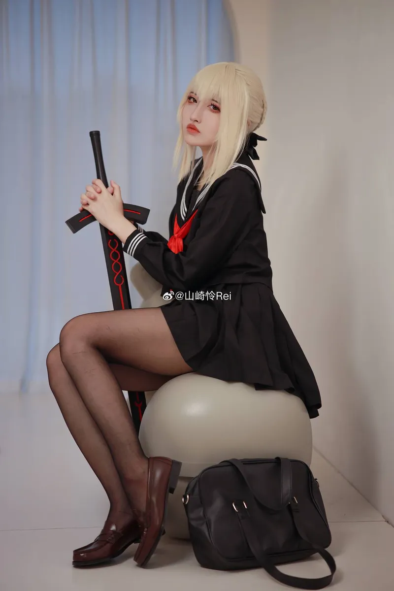 《FGO》阿尔托莉雅Cosplay展示