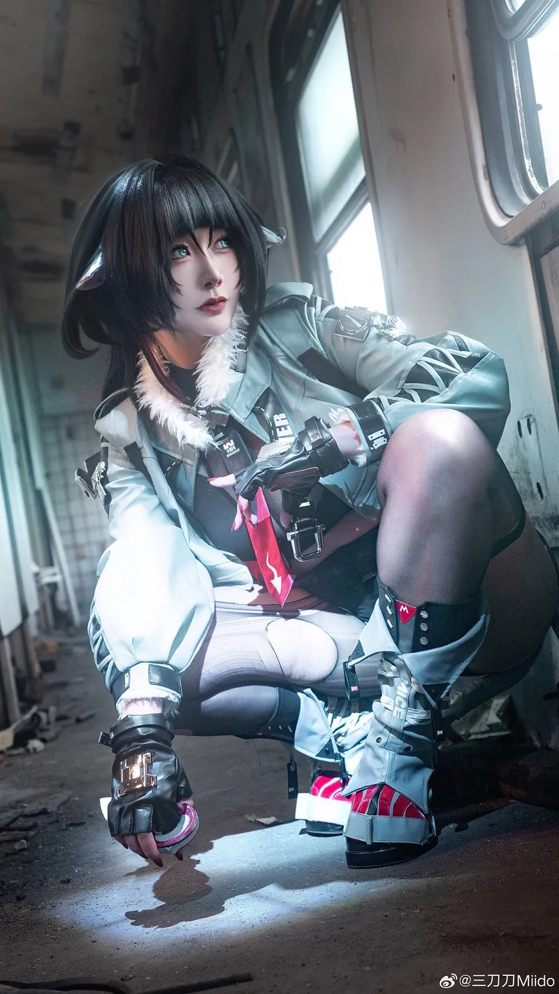 《绝区零》简杜cosplay展示