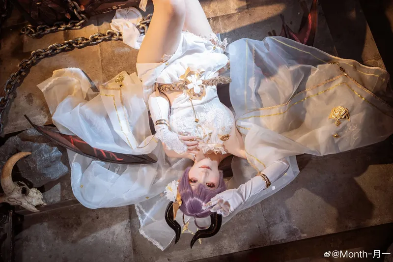 《碧蓝幻想》古蕾雅龙姬cosplay展示