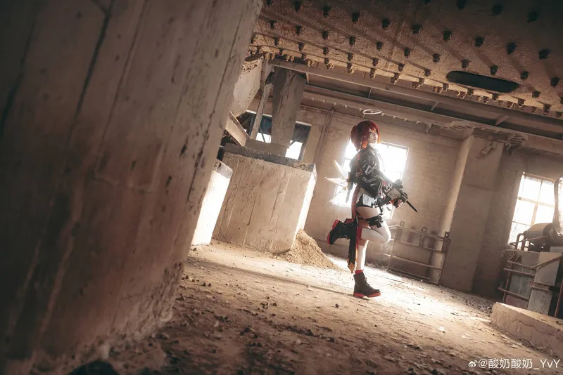 《明日方舟》新约能天使cosplay