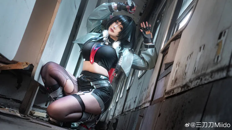 《绝区零》简杜cosplay展示