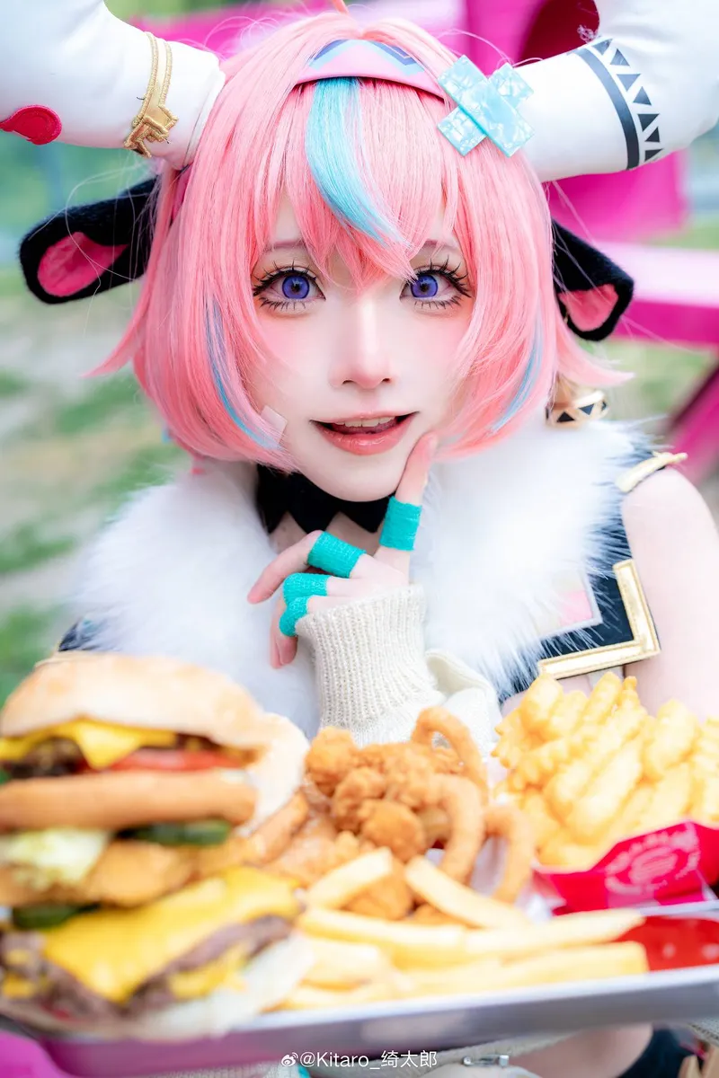 《原神》瓦雷莎cosplay展示-角色魅力全方位呈现