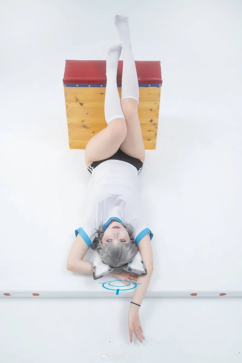 《蔚蓝档案》砂狼白子cosplay展示