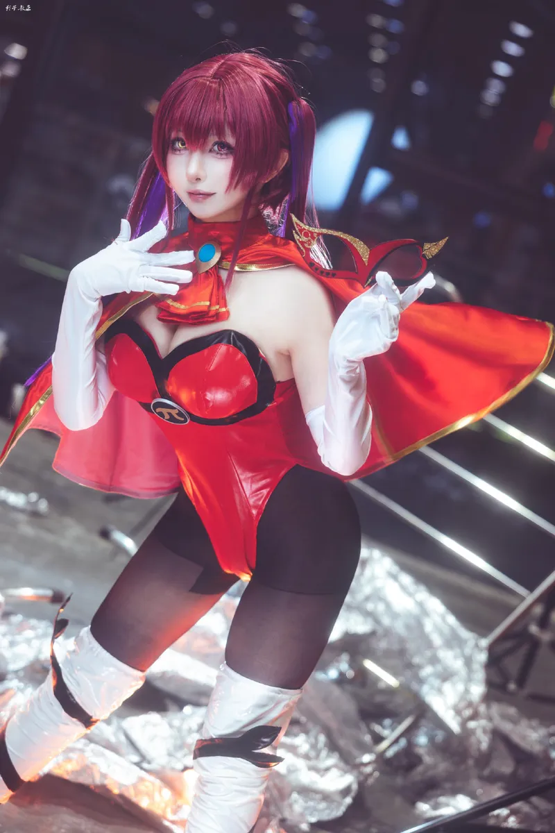 《hololive》宝钟玛琳cosplay展示-假面之夜精彩呈现