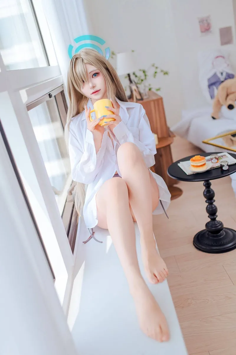 《蔚蓝档案》一之濑明日奈cosplay展示