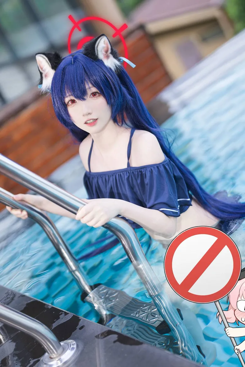 《蔚蓝档案》黑见芹香cosplay展示