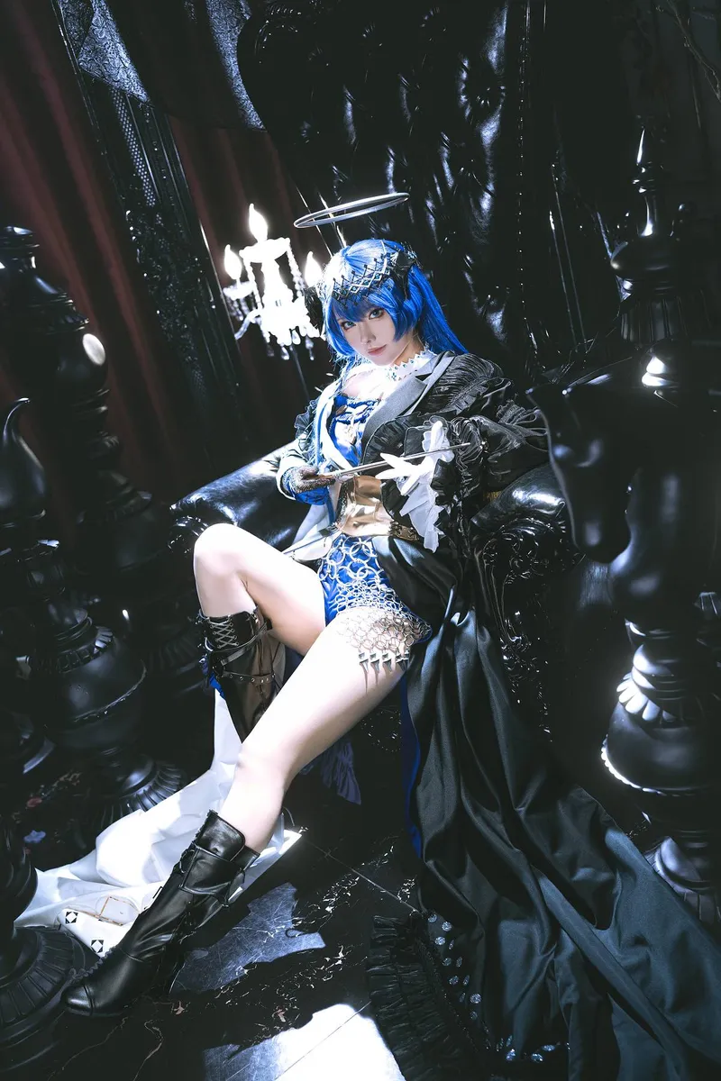 《明日方舟》莫斯提马cosplay展示