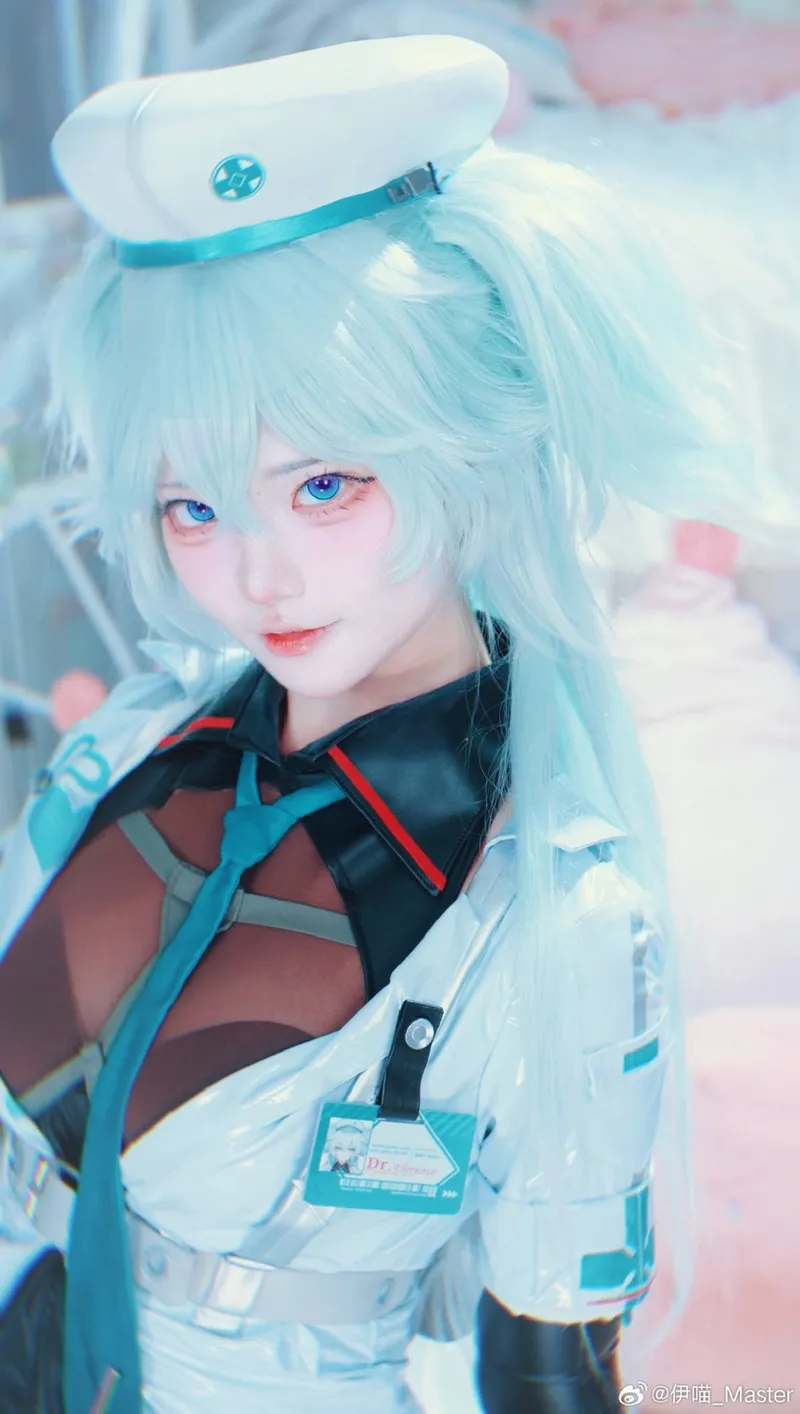 《少女前线》芙洛伦cosplay展示