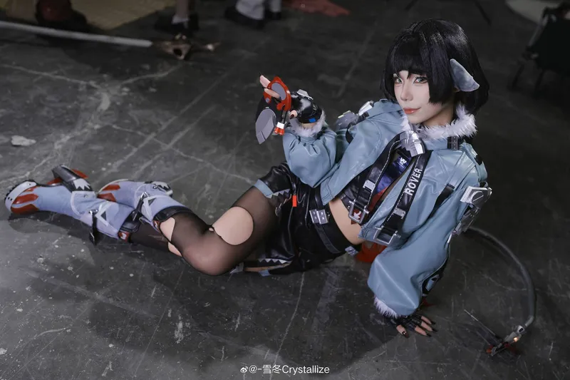 《绝区零》简杜cosplay展示