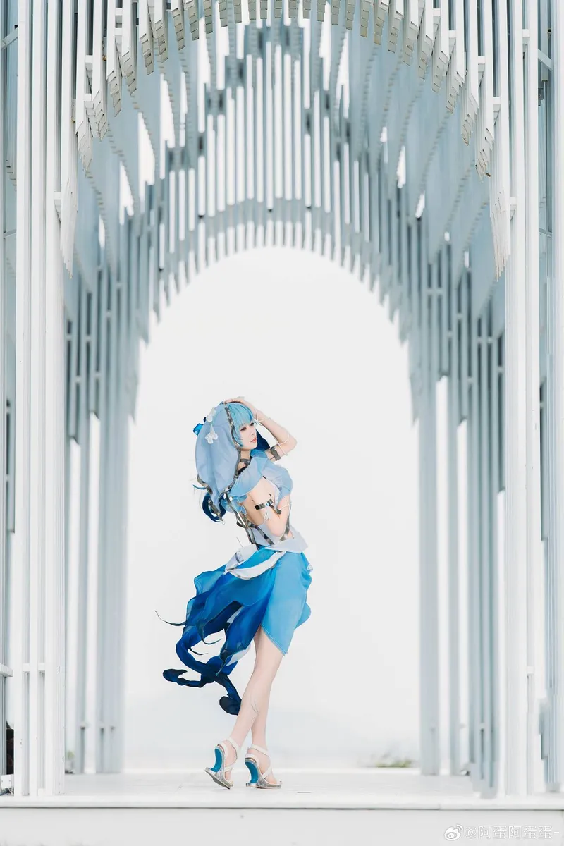 《鸣潮》守岸人cosplay展示