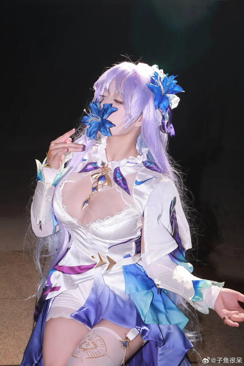 《鸣潮》坎特蕾拉cosplay