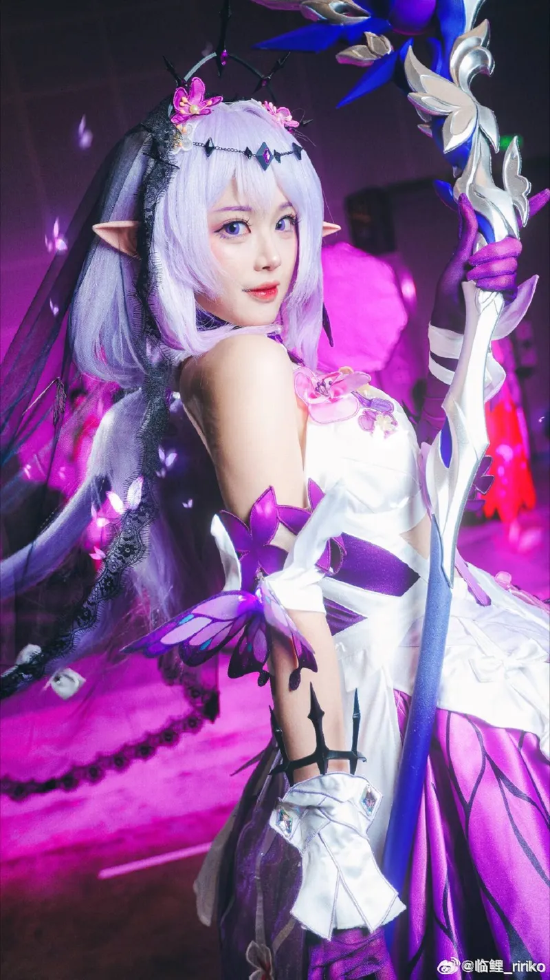 《崩坏星穹铁道》遐蝶Cosplay展示-冥河之女形象还原