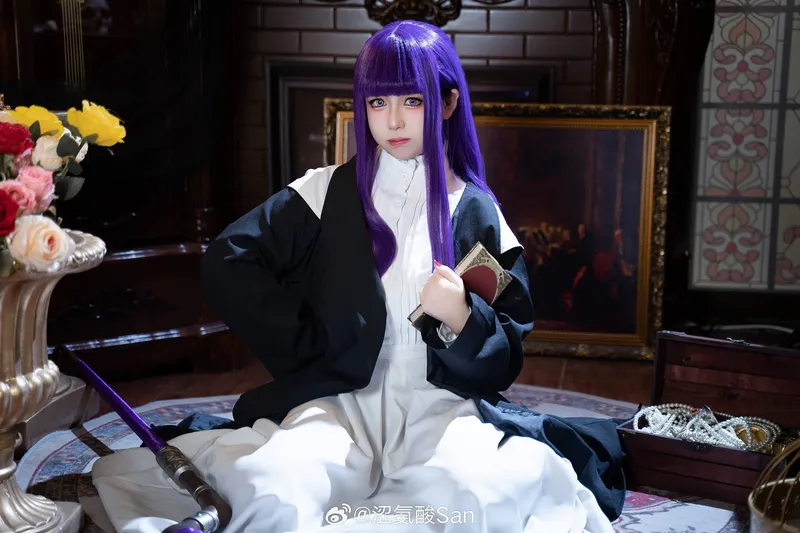 《葬送的芙莉莲》菲伦cosplay展示