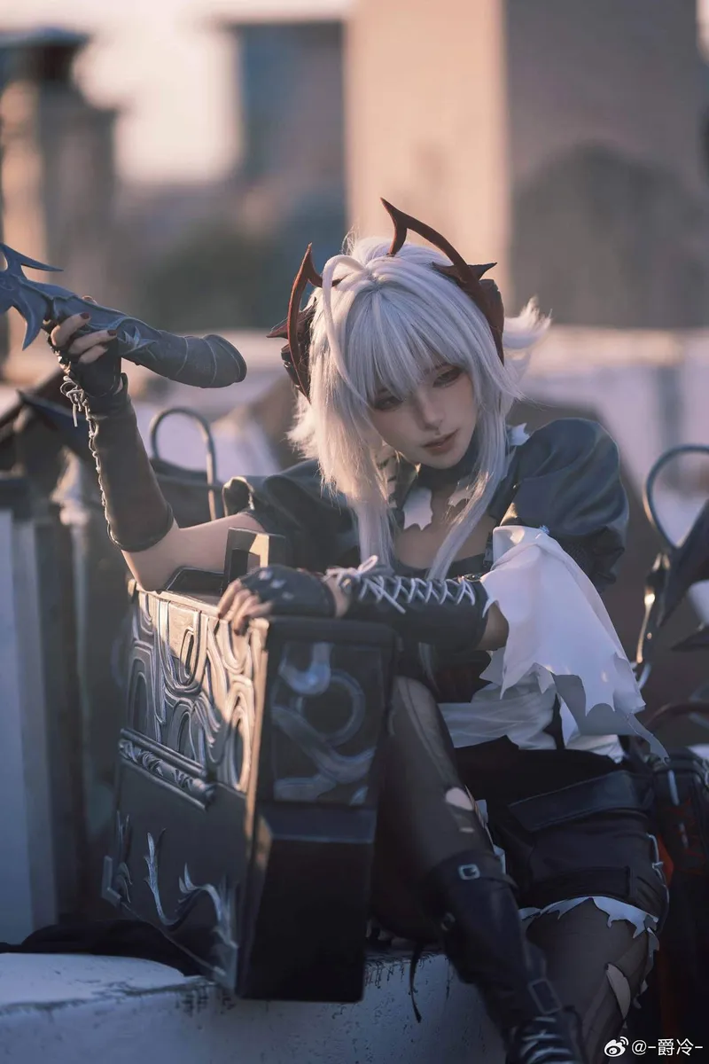 《明日方舟》维什戴尔Cosplay展示