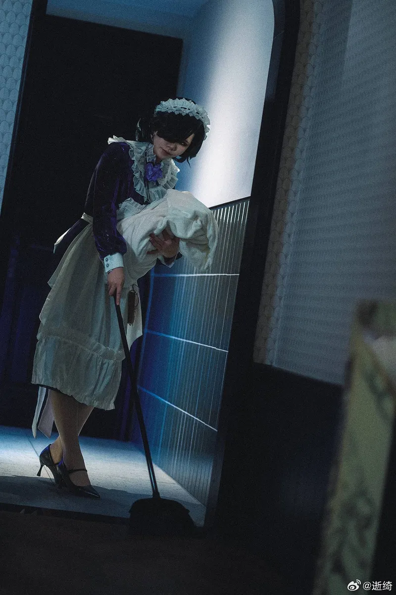 《重返未来1999》蓝手帕cosplay展示