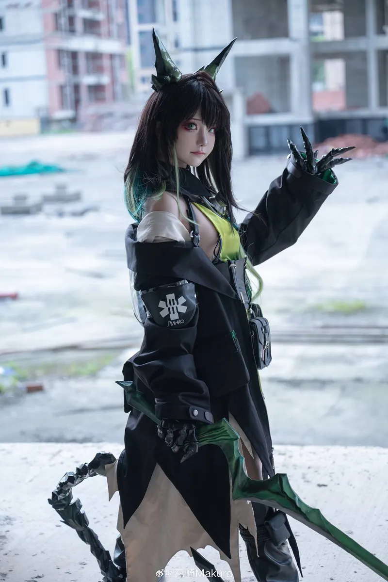 《明日方舟》Mon3trCosplay展示