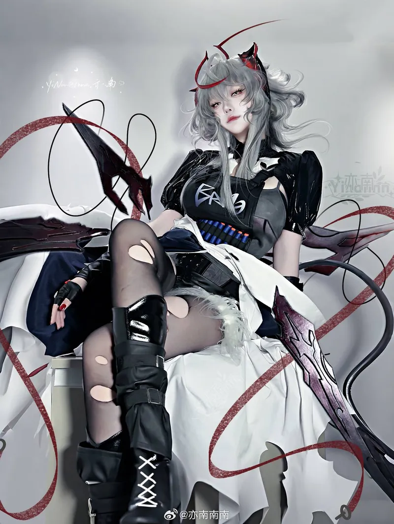 《明日方舟》维什戴尔cosplay展示