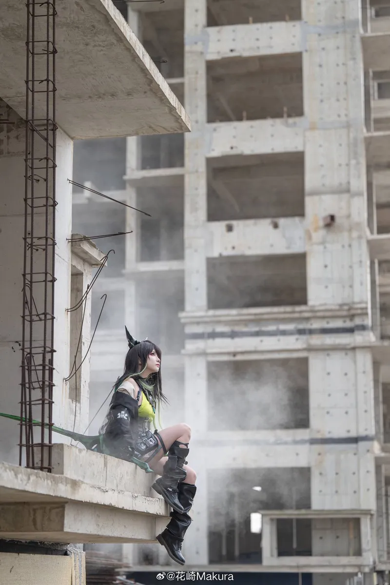 《明日方舟》Mon3trCosplay展示