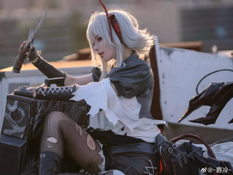 《明日方舟》维什戴尔Cosplay展示-精美还原角色形象