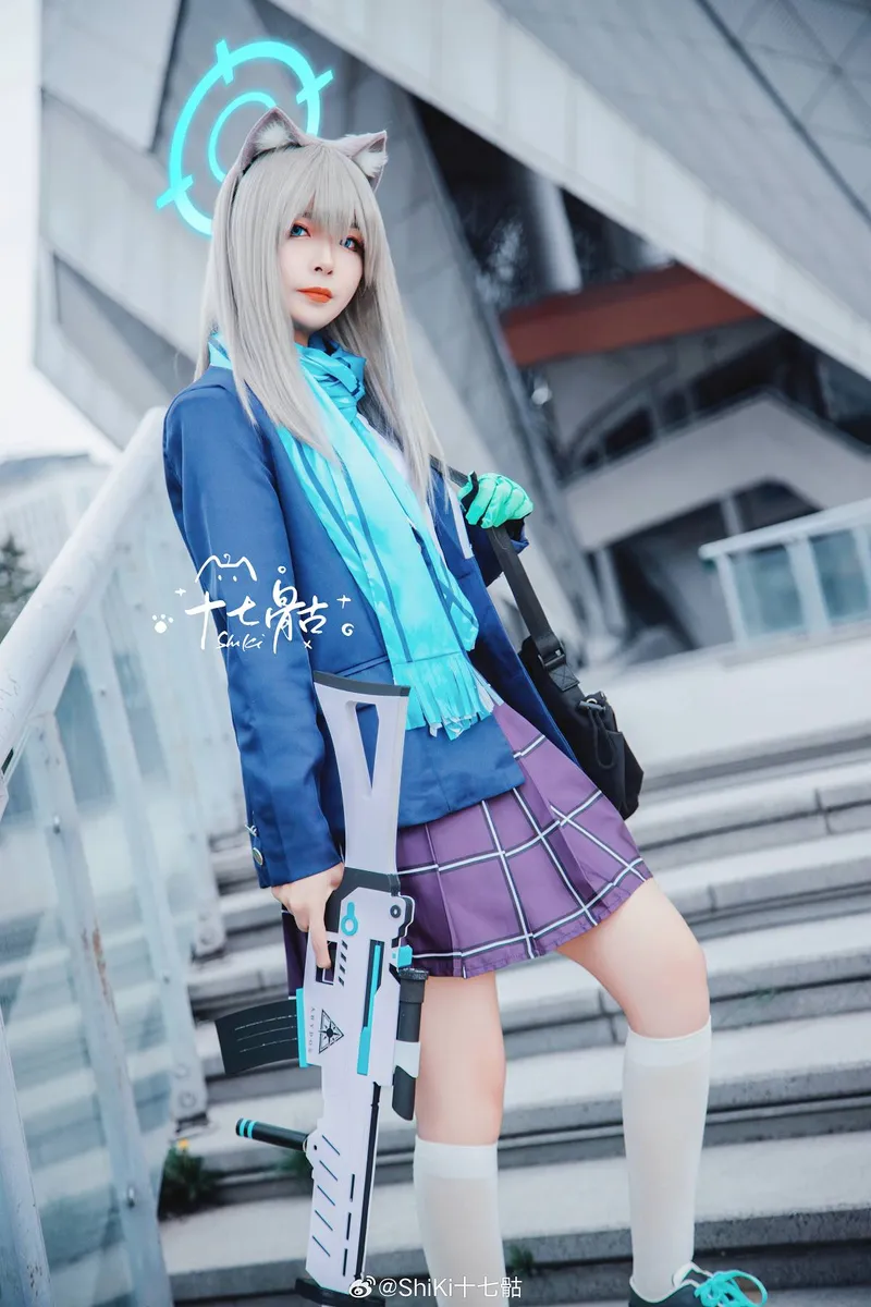 《蔚蓝档案》砂狼白子cosplay展示