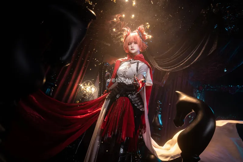 《明日方舟》菲亚梅塔cosplay展示