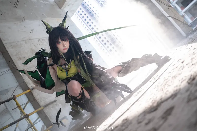 《明日方舟》Mon3trCosplay展示