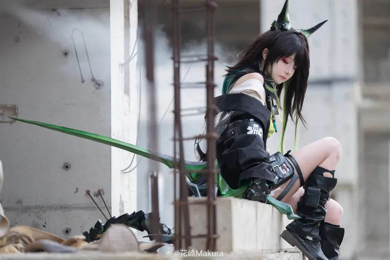 《明日方舟》Mon3trCosplay展示