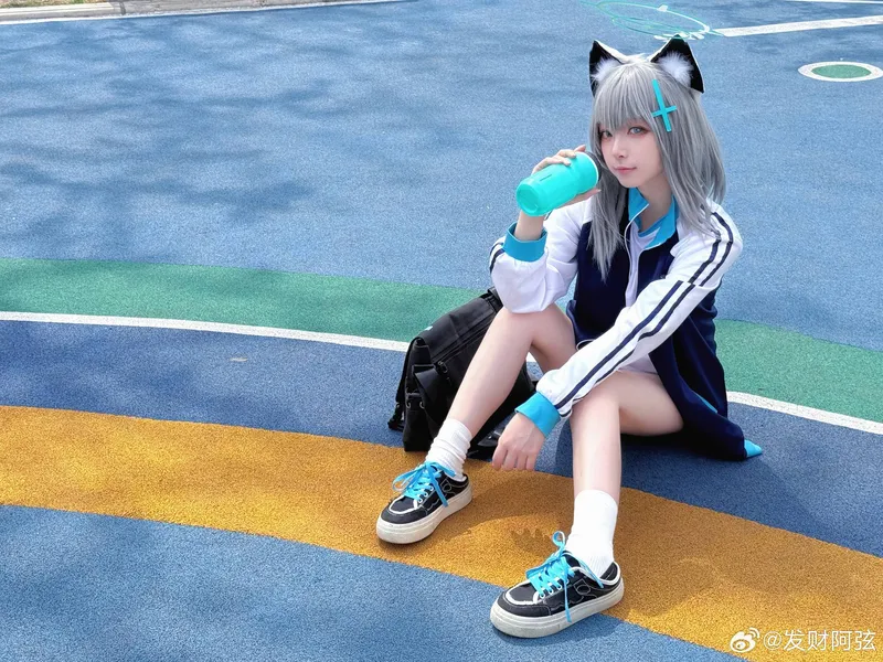 《蔚蓝档案》砂狼白子cosplay展示