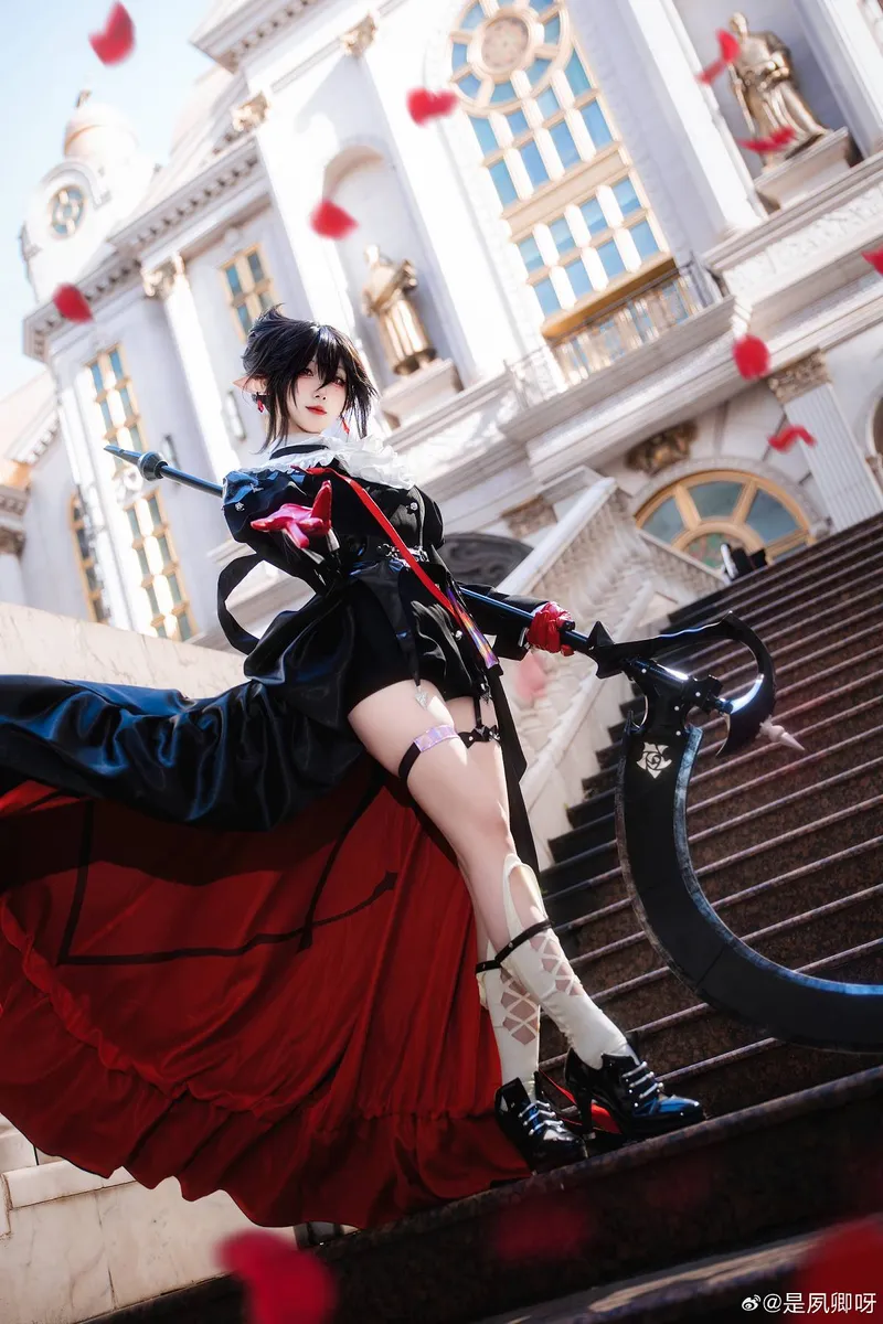 《明日方舟》隐德来希cosplay展示