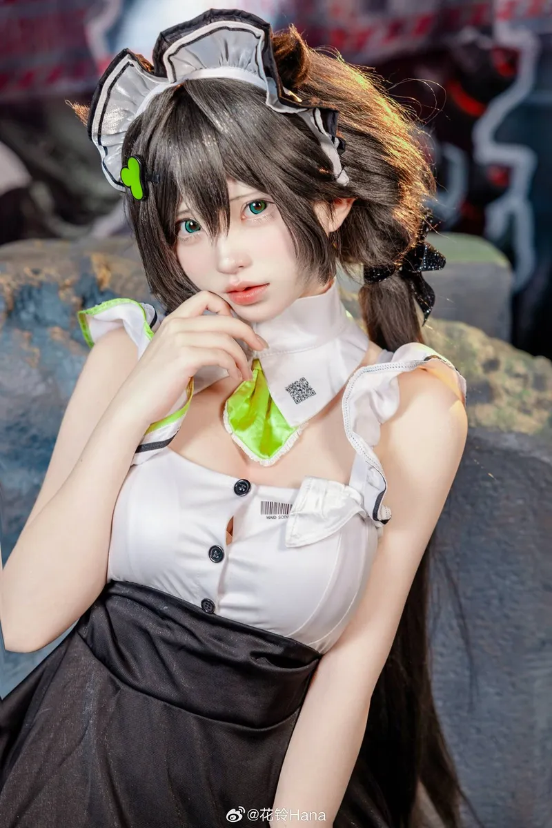 《NIKKE》特羅尼cosplay展示-甜蜜舞步漫展返图