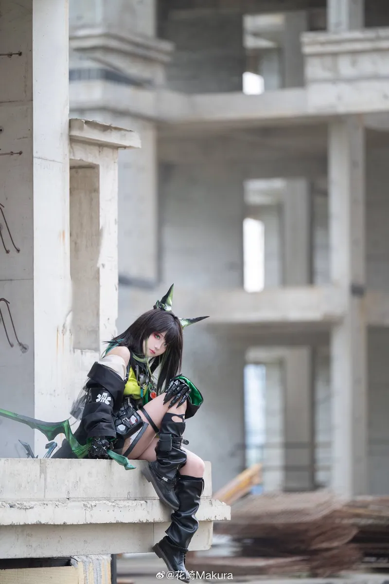 《明日方舟》Mon3trCosplay展示