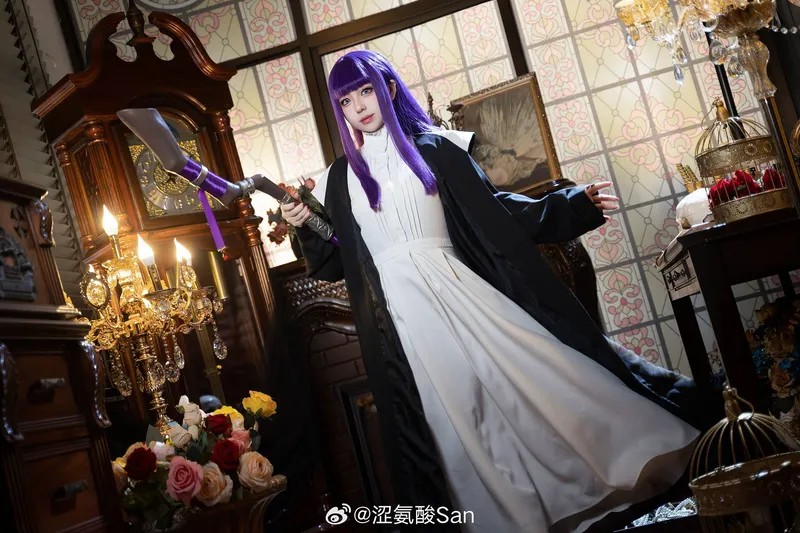 《葬送的芙莉莲》菲伦cosplay展示