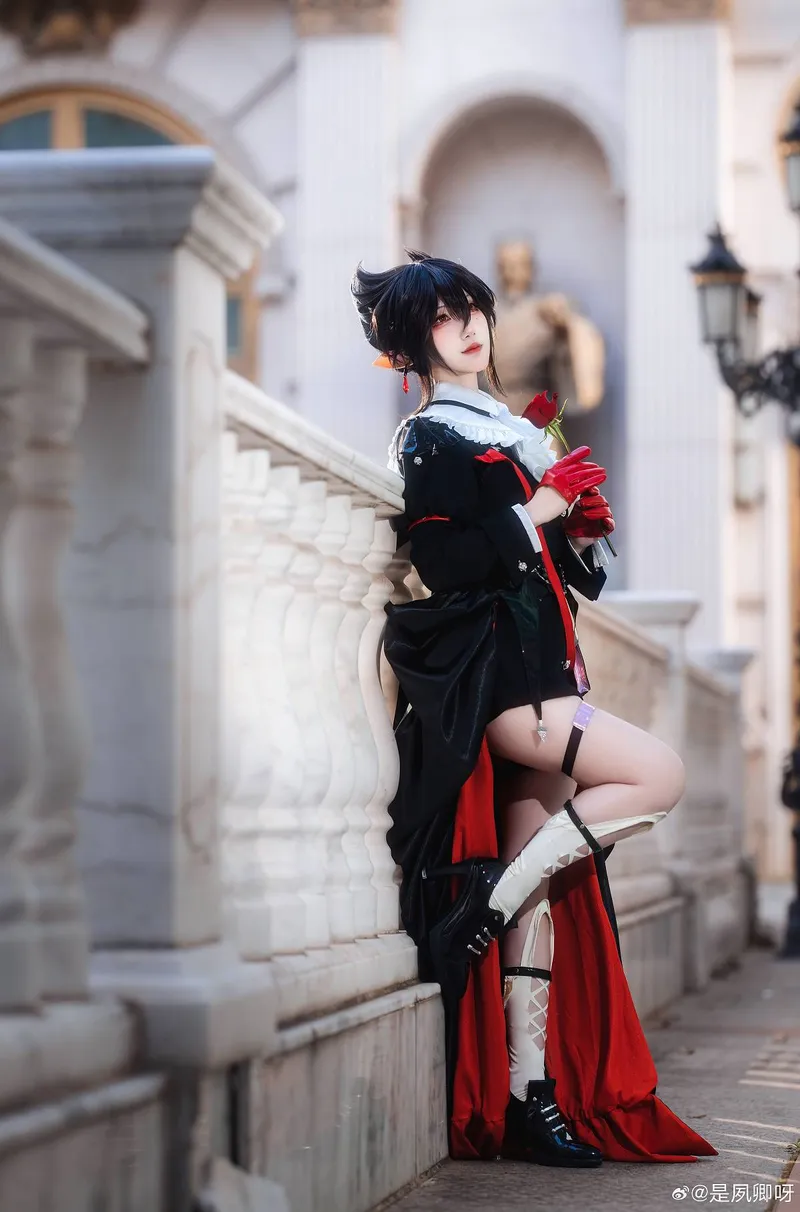 《明日方舟》隐德来希cosplay展示