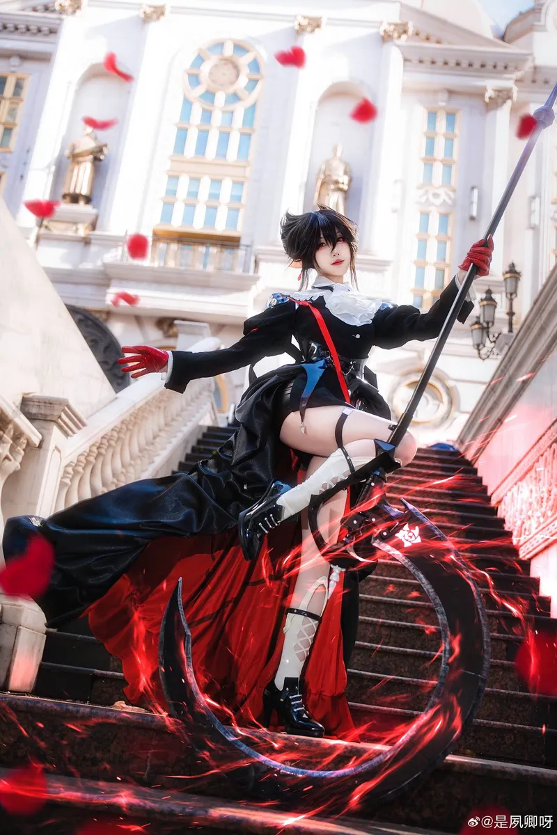 《明日方舟》隐德来希cosplay展示