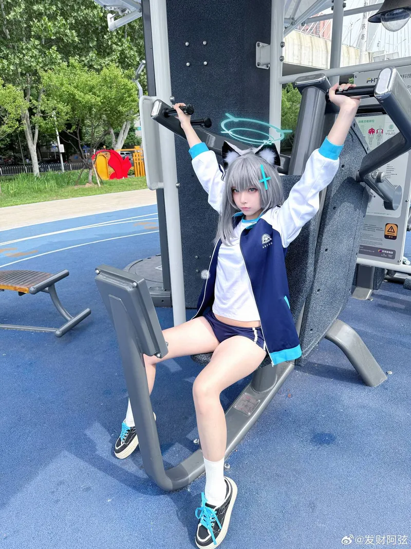 《蔚蓝档案》砂狼白子cosplay展示